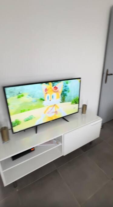Bel Appartement Neuf, Bien Situe Carcassonne Bagian luar foto