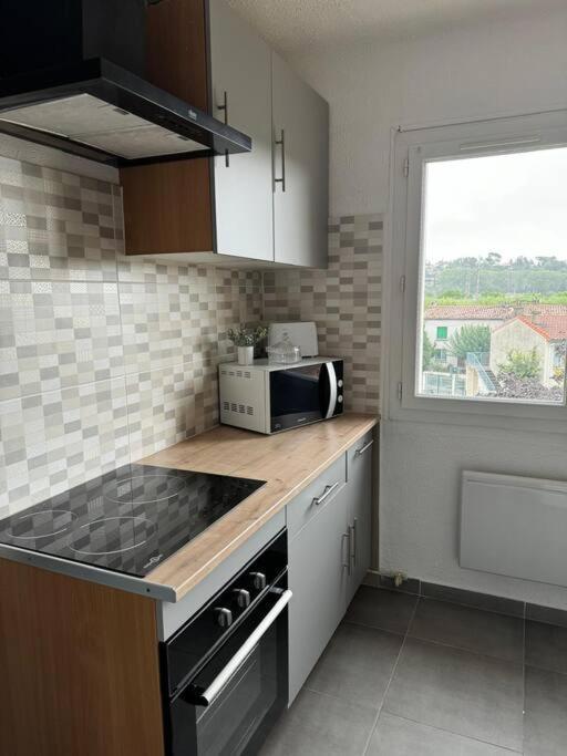 Bel Appartement Neuf, Bien Situe Carcassonne Bagian luar foto